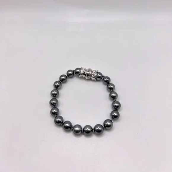 Vintage Nolan Miller Grey Beaded Snap Bracelet 7 5/8” - Picture 2 of 5